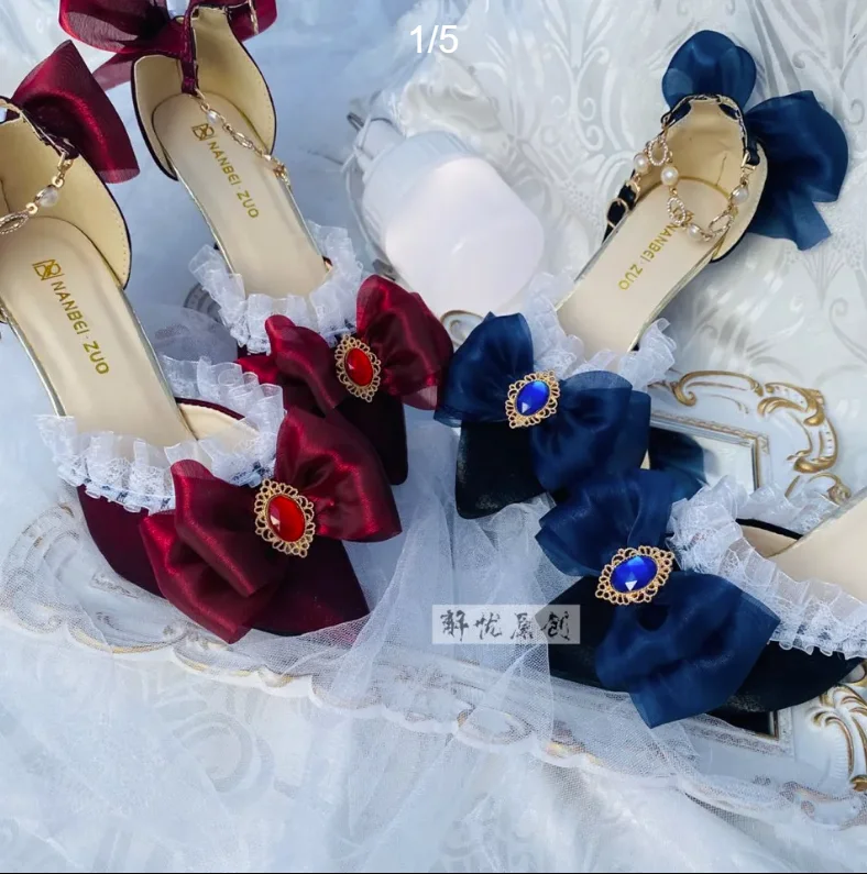 Court Heel Pointed - Туфли на высоком каблуке в стиле